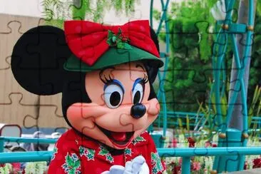 Minnie at Christmas, Disneyland jigsaw puzzle