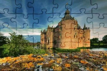 Castle Ammersoyen  Ammerzoden the Netherlands