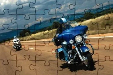 TOUR EN MOTO jigsaw puzzle