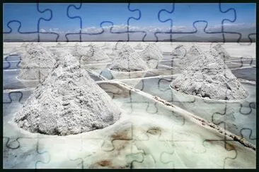 Salt Pyramids  Tunesia