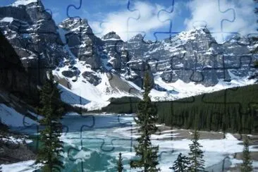 Moraine Lake  British Columbia  Canada