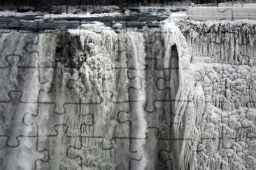 Frozen Niagara Falls january 2014 jigsaw puzzle