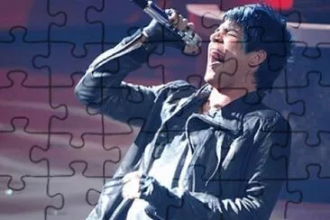 adam lambert born 2 be wild