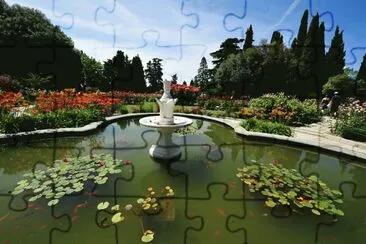 Beautiful  Garden jigsaw puzzle