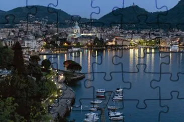 Como jigsaw puzzle