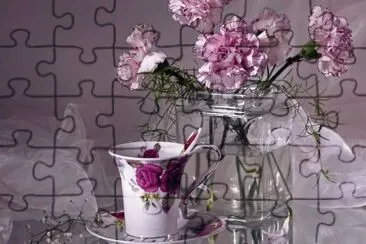פאזל של Purple Rose Tea Cup and Carnations