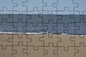 la playa en julio jigsaw puzzle