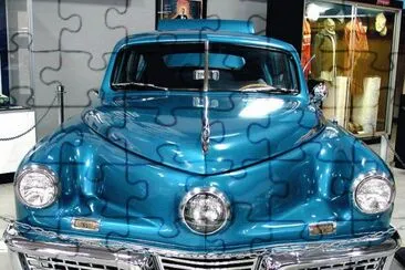 Tucker 48