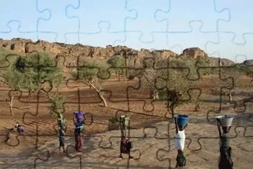 - lata d 'agua na cabeÃ§a jigsaw puzzle