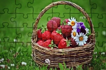 Basket with Strawberry 's jigsaw puzzle