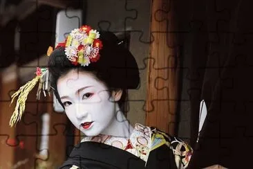 Japanese geisha jigsaw puzzle