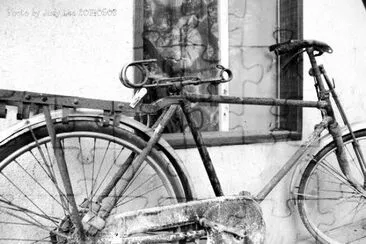 פאזל של Old  bike