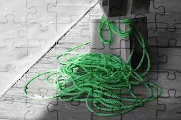 Rope jigsaw puzzle