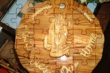 Medallion jigsaw puzzle