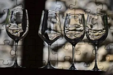 glasses jigsaw puzzle