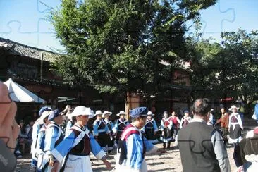 danse baÃ¯ au village xishou