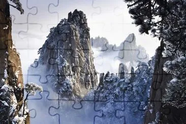 פאזל של Huangshan Mountains - China