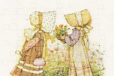 niÃ±as cuidando las flores