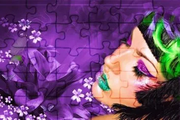 פאזל של Rostro de mujer maquillada con fondo violeta.