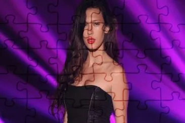Michelle Carvalho jigsaw puzzle