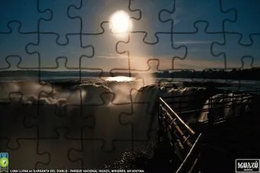 Cataratas del IguazÃº con luna llena. Argentina jigsaw puzzle