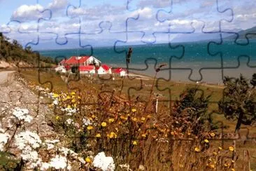 Lago Fagnano. Tierra del Fuego. Argentina jigsaw puzzle