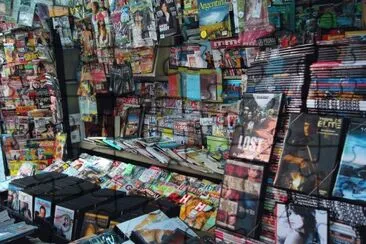 kiosko de diarios, revistas... y videos