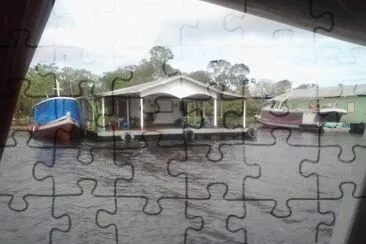 Casas Flutuantes no Rio Negro - AM jigsaw puzzle