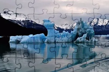 Lago Argentino. Patagonia