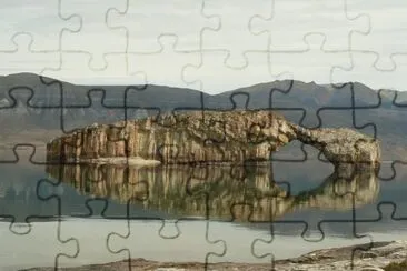 Lago Posadas. Patagonia Argentina jigsaw puzzle