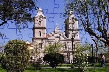 En Recoleta. Ciudad de Buenos Aires. Argentina jigsaw puzzle