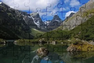 Lago McKenzie. Nueva Zelanda jigsaw puzzle