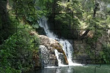 Cerca de El BolsÃ³n. RÃ­o Negro. Argentina jigsaw puzzle