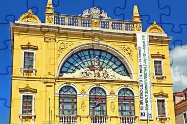 national theatre