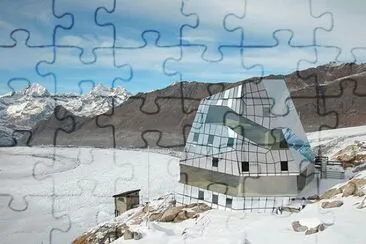 פאזל של monterosa hutte