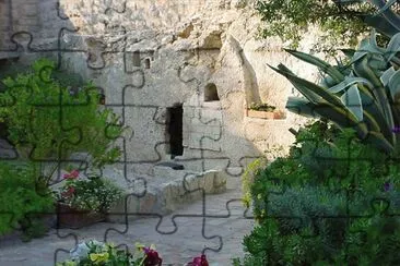 garden tomb jigsaw puzzle