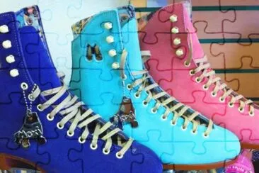 multicolor jigsaw puzzle