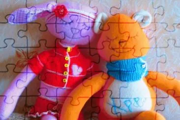 multicolor jigsaw puzzle