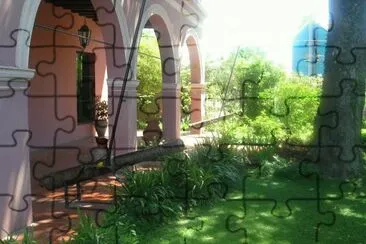 Museo en GualeguaychÃº. Entre RÃ­os. Argentina jigsaw puzzle