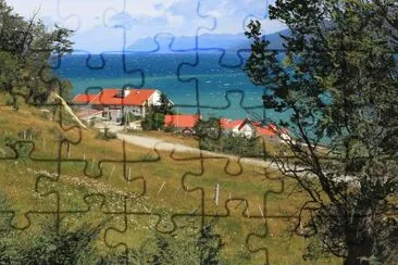 Lago Fagnano. Tierra del Fuego. Argentina jigsaw puzzle