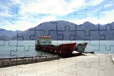 פאזל של Barcaza en caleta gonzalo