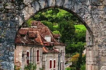 Saint-Cirq-Lapopie(Francia) jigsaw puzzle