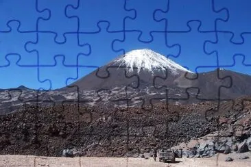 VolcÃ¡n Peinado. Catamarca. Argentina jigsaw puzzle