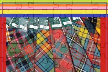 multicolor jigsaw puzzle