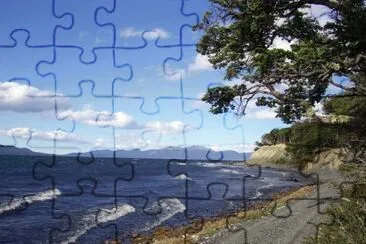 Lago Fagnano. Tierra del Fuego. Argentina jigsaw puzzle