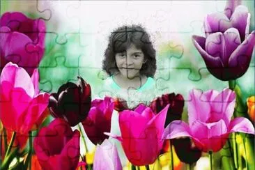 FLOR ENTRE FLORES