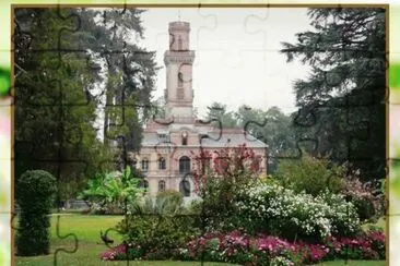 TARBES (FRANCIA) - JARDIN Y MUSEOS DE MASSEY