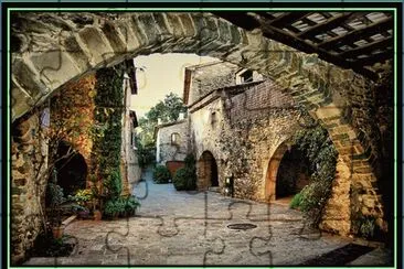 MONELLS - BAJO AMPURDÃN (GERONA) jigsaw puzzle