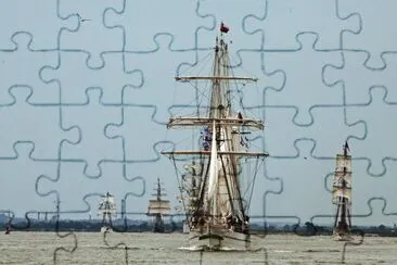Armada 13 / Rouen jigsaw puzzle