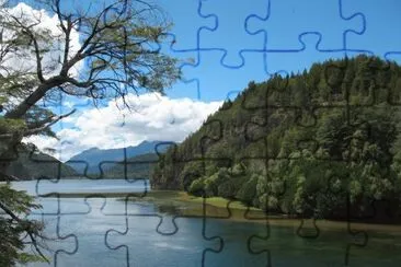 RÃ­o Arrayanes. Chubut. Argentina jigsaw puzzle